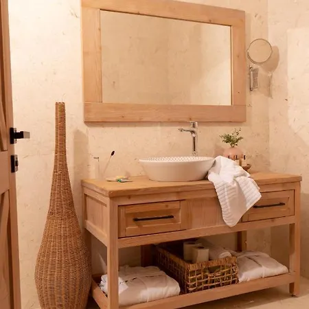 Szálloda Izz Getaway - Adults Only 3*