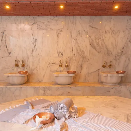 Izz Getaway - Adults Only Szálloda