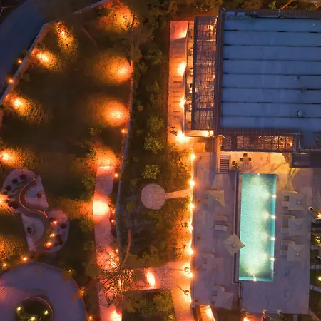 Szálloda Izz Getaway - Adults Only