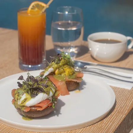 Izz Getaway - Adults Only Szálloda