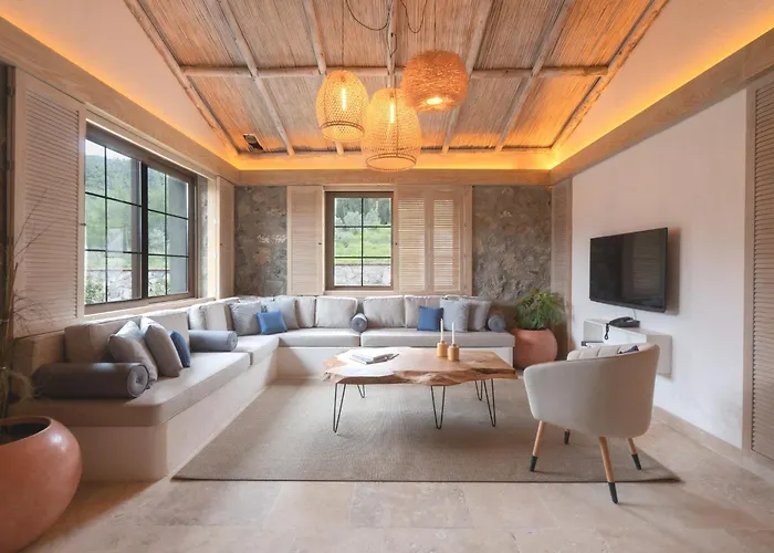 Izz Getaway - Adults Only Hotel 3*